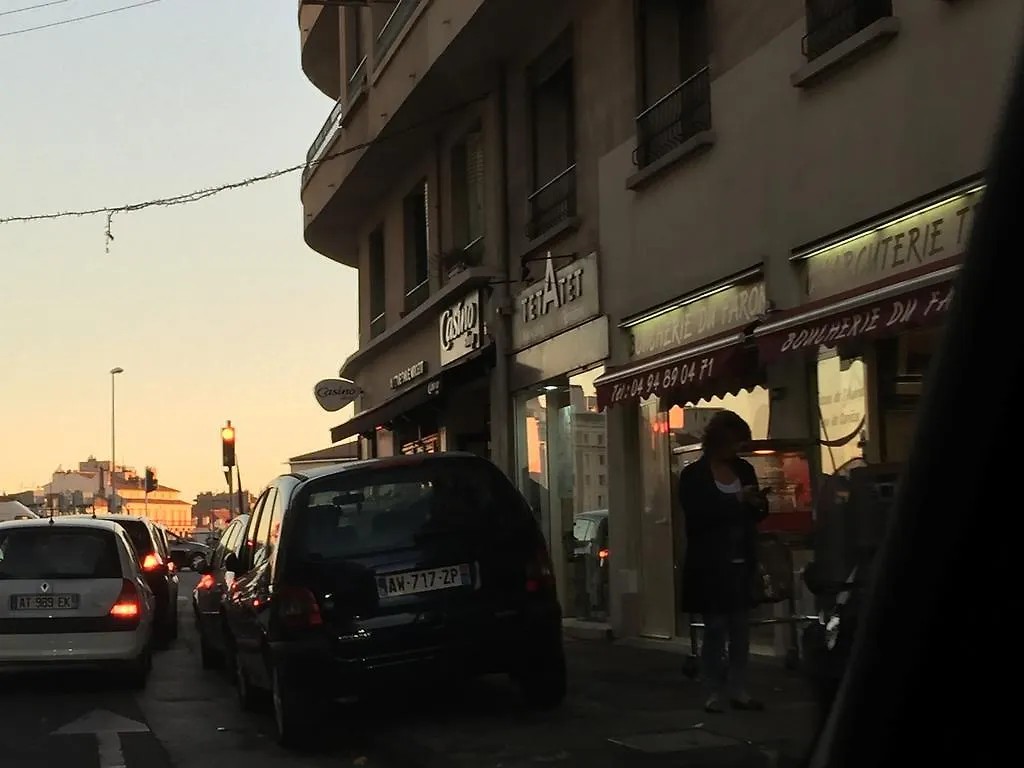 Residence La Phalene Elodie Tolone Appartamento