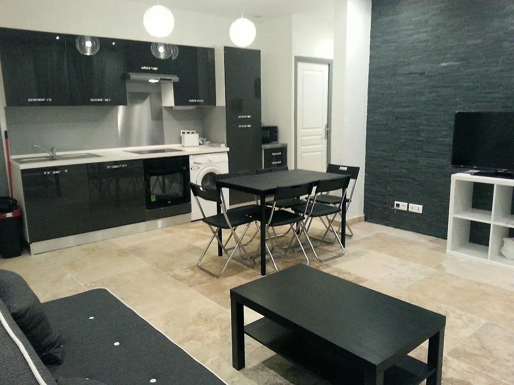 Residence La Phalene Elodie Tolone Appartamento